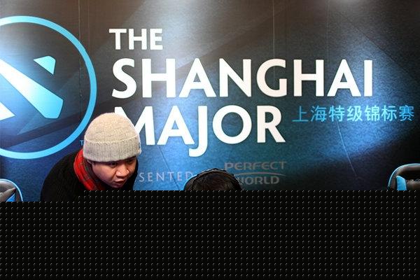 RNG赛后群访 GALA：AD英雄其实都差不多吧，就看哪个玩的好